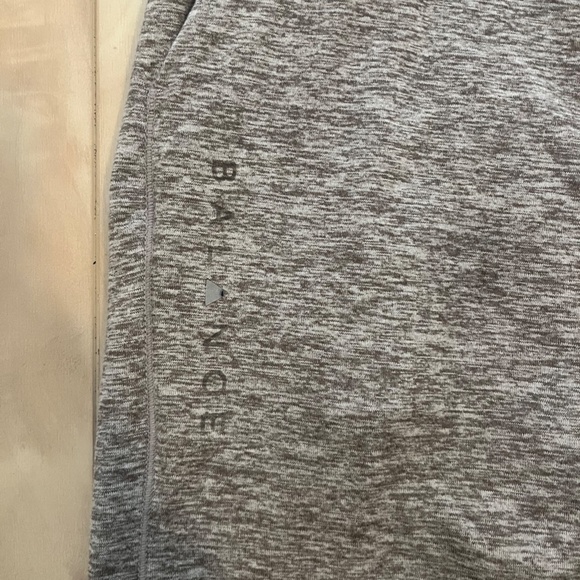 Balance Athletica heathered grey joggers - Picture 2 of 3